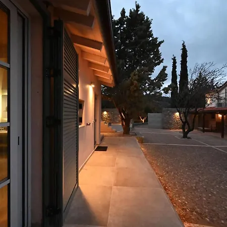 Rosmarino Villa *