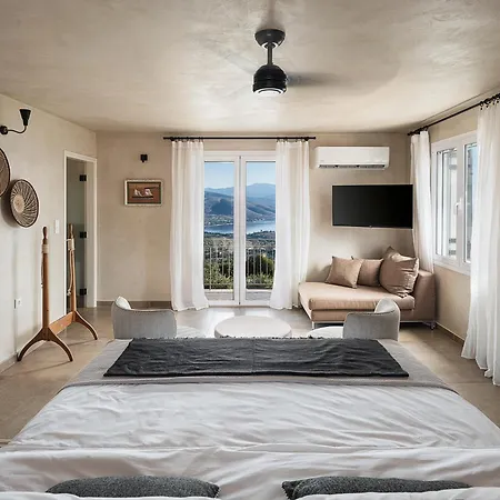 Rosmarino Villa Galaxidi